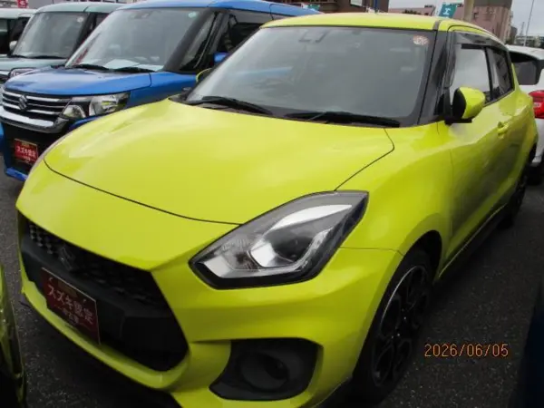 Suzuki Swift Sport ZC33S (Champion Yellow 4)