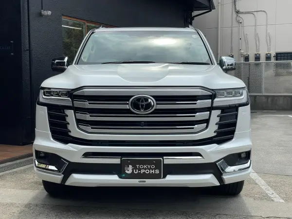 2025 Toyota Landrcuiser 300 — photo 2 | Tuminion Kenya