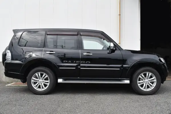 2019 Mitsubishi Pajero — photo 7 | Tuminion Kenya