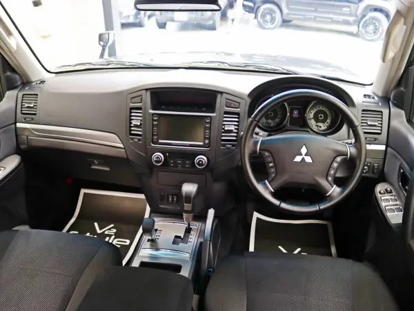 2007 Mitsubishi Pajero — photo 8 | Tuminion Kenya