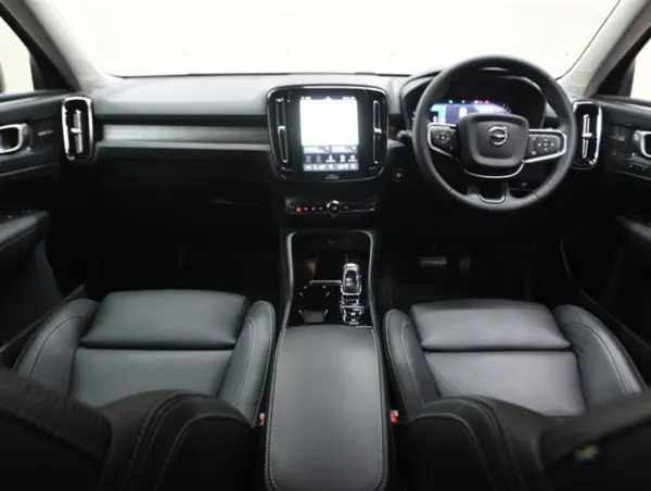 2023 Volvo Xc40 — photo 3 | Tuminion Kenya
