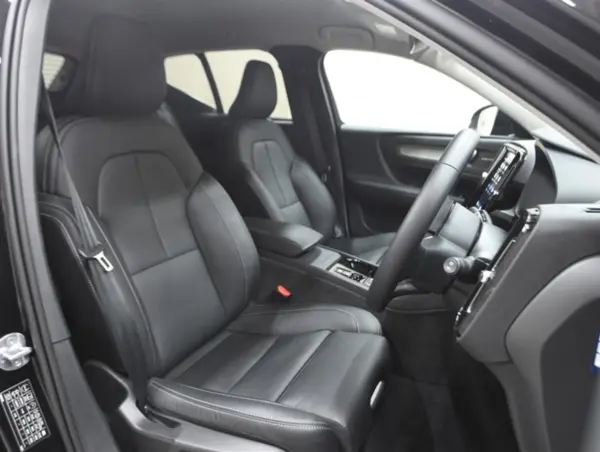 2023 Volvo Xc40 — photo 7 | Tuminion Kenya