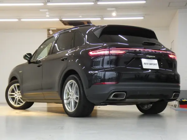 2020 Porsche Cayenne — photo 2 | Tuminion Kenya
