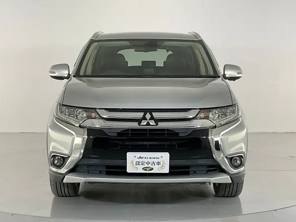 2015 Mitsubishi Outlander — photo 2 | Tuminion Kenya