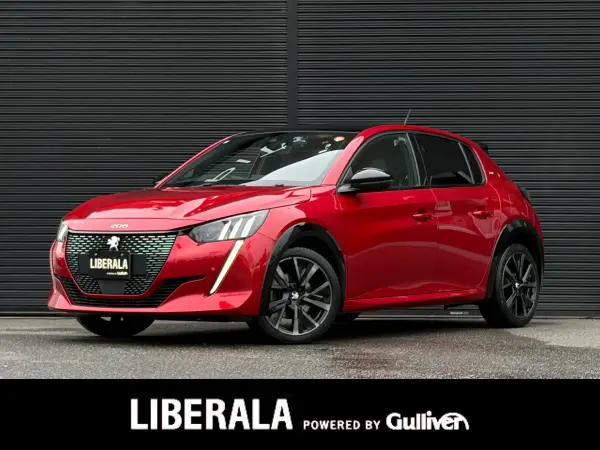 2021 Peugeot 208 — photo 1