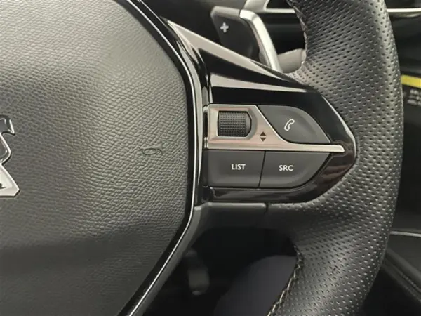 2020 Peugeot 5008 — photo 3 | Tuminion Kenya