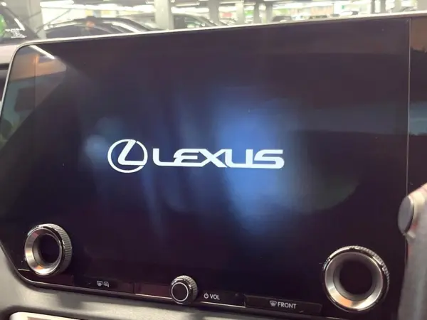 2023 Lexus Rx — photo 3 | Tuminion Kenya