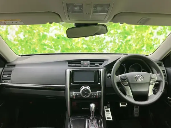 2018 Toyota Mark  X — photo 7 | Tuminion Kenya