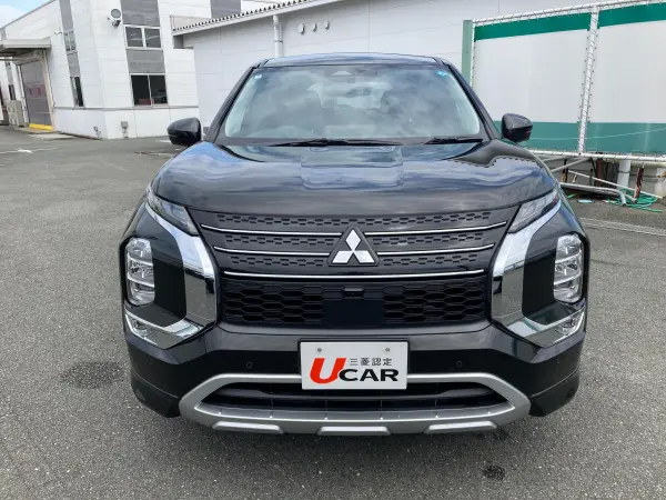 2022 Mitsubishi Outlander — photo 2 | Tuminion Kenya