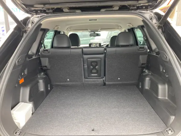 2022 Mitsubishi Outlander — photo 9 | Tuminion Kenya