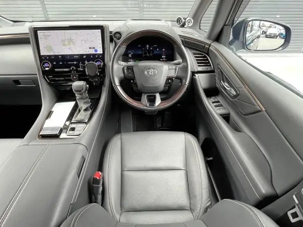 2024 Toyota Alphard — photo 3 | Tuminion Kenya