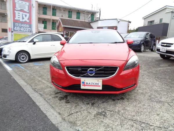 2014 Volvo V40 — photo 2 | Tuminion Kenya
