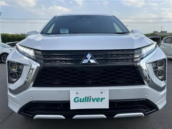 2023 Mitsubishi Eclipse Cross — photo 8 | Tuminion Kenya