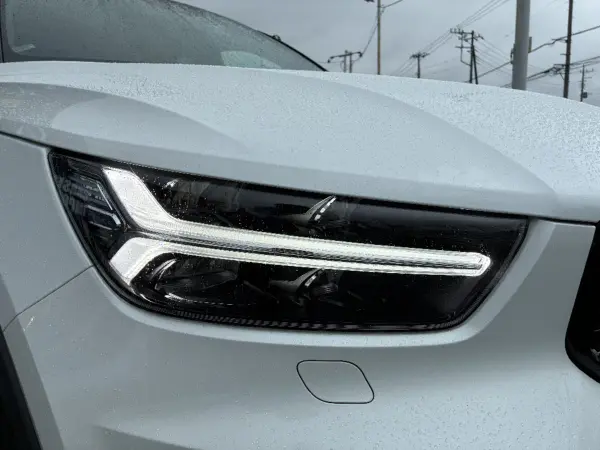 2018 Volvo Xc40 — photo 9 | Tuminion Kenya