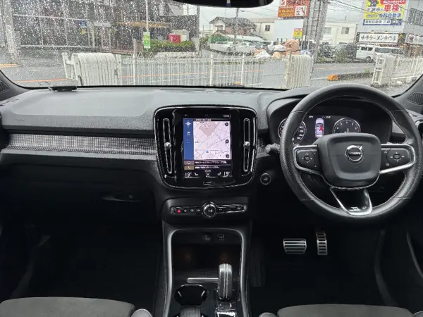 2018 Volvo Xc40 — photo 3 | Tuminion Kenya