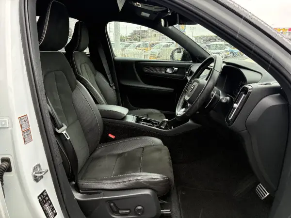 2018 Volvo Xc40 — photo 7 | Tuminion Kenya