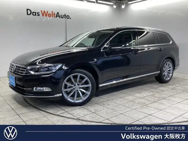 Volkswagen Passat Variant TDI Highline Diesel Turbo ACC Rear Cross Traffic Alert (Deep Black Pearl Effect)