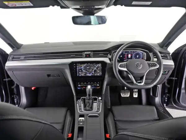 2024 Volkswagen Passat — photo 3 | Tuminion Kenya