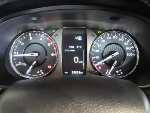 2024 Toyota Hilux — photo 9 | Tuminion Kenya