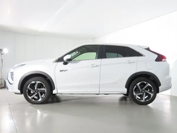 2023 Mitsubishi Eclipse Cross — photo 2 | Tuminion Kenya