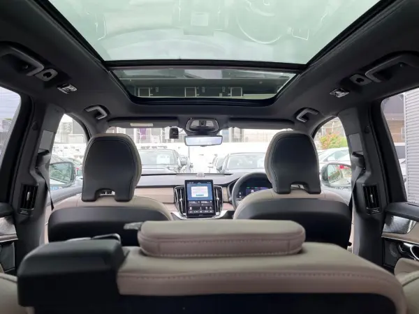2025 Volvo Xc90 — photo 7 | Tuminion Kenya