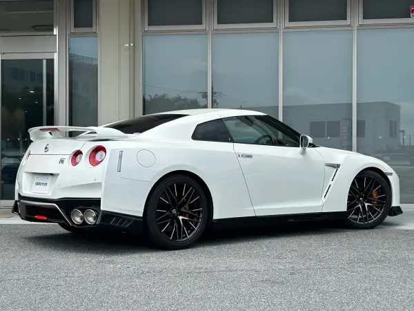2020 Nissan Gt-r — photo 2 | Tuminion Kenya