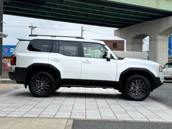 2026 Land Cruiser 250 — photo 3 | Tuminion Kenya