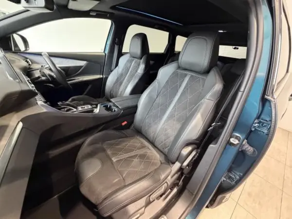 2019 Peugeot 5008 — photo 9 | Tuminion Kenya