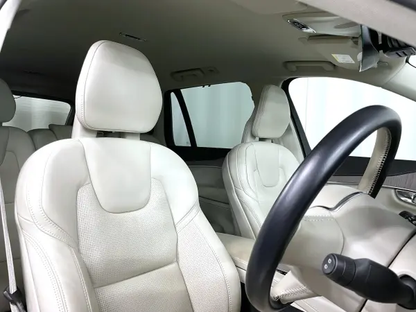 2021 Volvo Xc90 — photo 9 | Tuminion Kenya