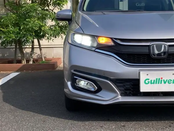 2018 Honda Fit — photo 8 | Tuminion Kenya