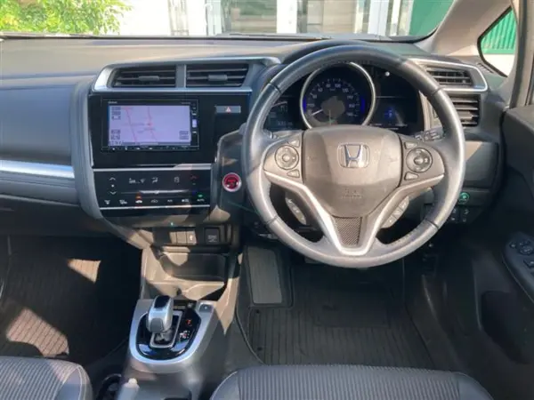 2018 Honda Fit — photo 2 | Tuminion Kenya
