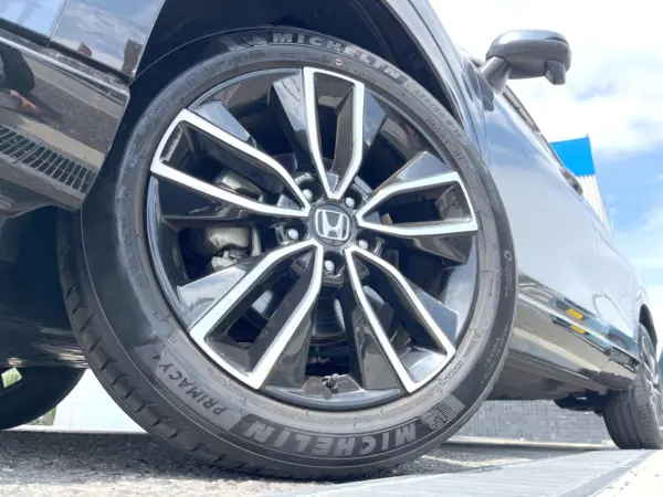 2021 Honda Vezel — photo 8 | Tuminion Kenya