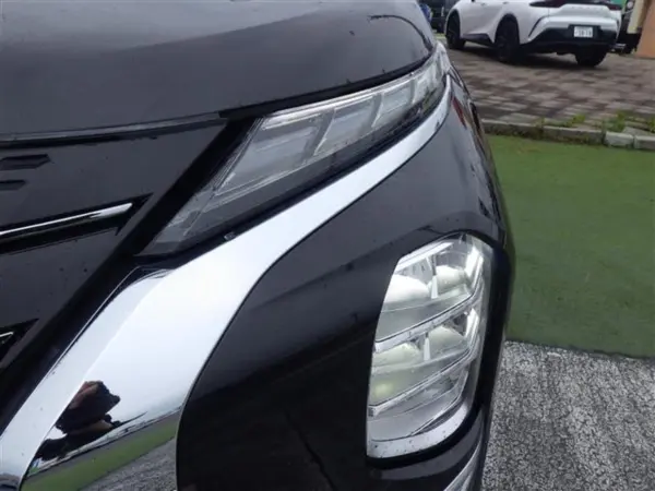 2023 Mitsubishi Outlander — photo 9 | Tuminion Kenya