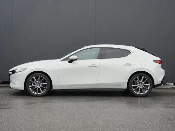 2026 Mazda 3 Fastback — photo 3 | Tuminion Kenya