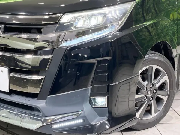2019 Toyota Noah — photo 8 | Tuminion Kenya