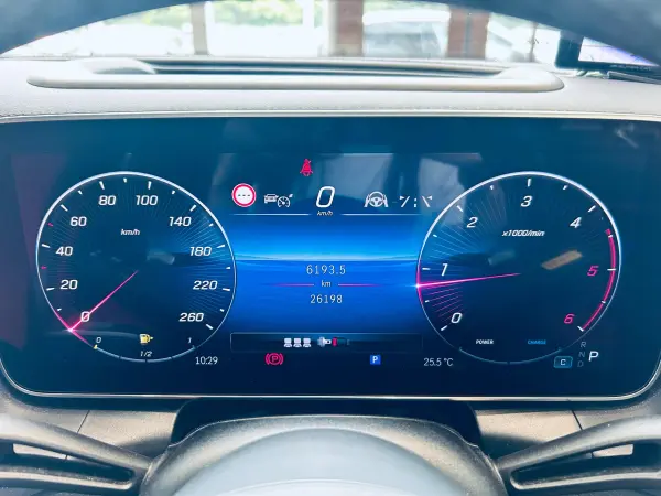 2023 Mercedes-benz Glc — photo 3 | Tuminion Kenya