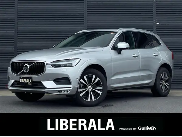 Volvo XC60 B5 AWD Momentum 4WD IntelliSafe ACC LKA BLIS 360° Camera Black Leather Heated Seats Power Seats with Memory Power Tailgate Genuine Navigation 12-Seg BT CarPlay Android Auto USB LED Headlights Auto High Beam Front/Rear Dashcam ETC2.0 Wireless Charging (Bright Silver Metallic)
