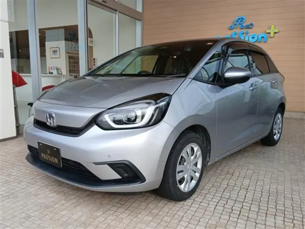 2020 Honda Fit — photo 3 | Tuminion Kenya