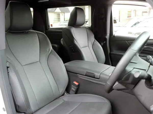 2023 Toyota Alphard — photo 7 | Tuminion Kenya