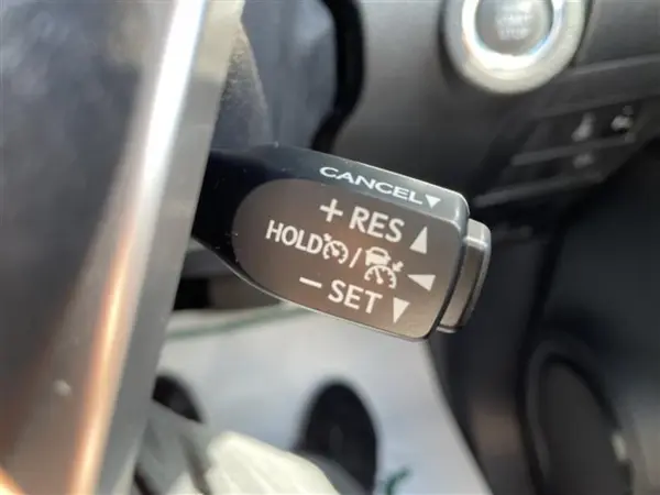 2023 Toyota Hilux — photo 3 | Tuminion Kenya