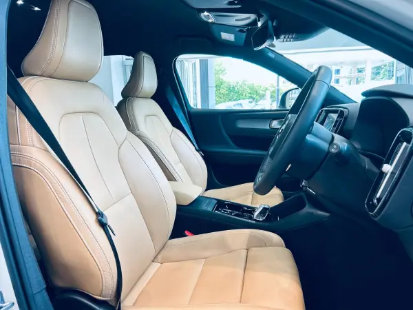 2021 Volvo Xc40 — photo 9 | Tuminion Kenya