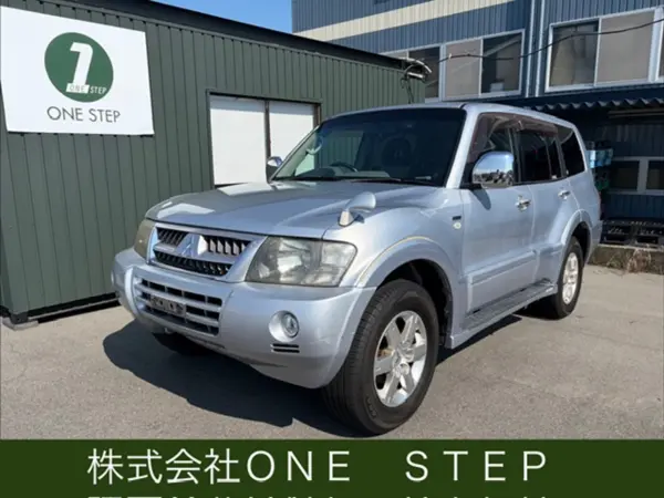Mitsubishi Pajero 3.0 Active Field Edition 4WD (Cool Silver Metallic)