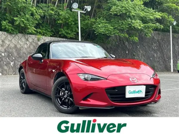 2023 Mazda Roadster — photo 1