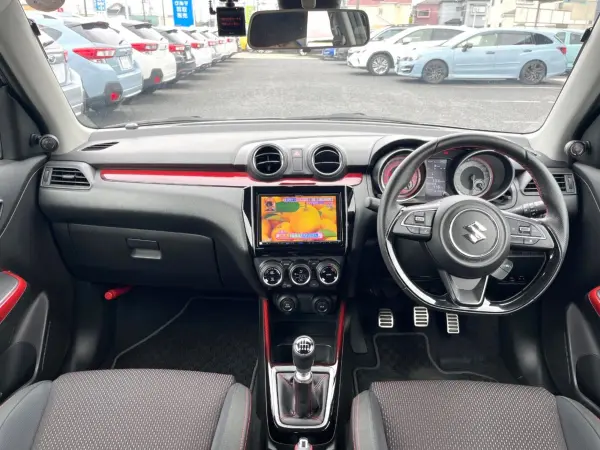 2018 Suzuki Swift — photo 2 | Tuminion Kenya
