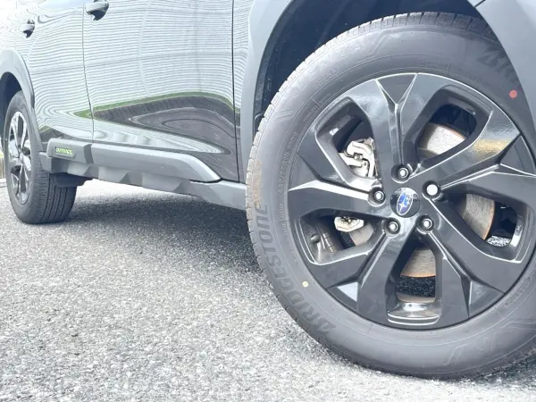 2023 Subaru Legacy Outback — photo 9 | Tuminion Kenya