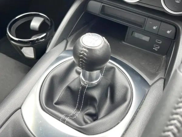 2024 Mazda Roadster — photo 3 | Tuminion Kenya