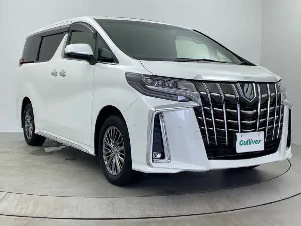 2023 Toyota Alphard — photo 9 | Tuminion Kenya