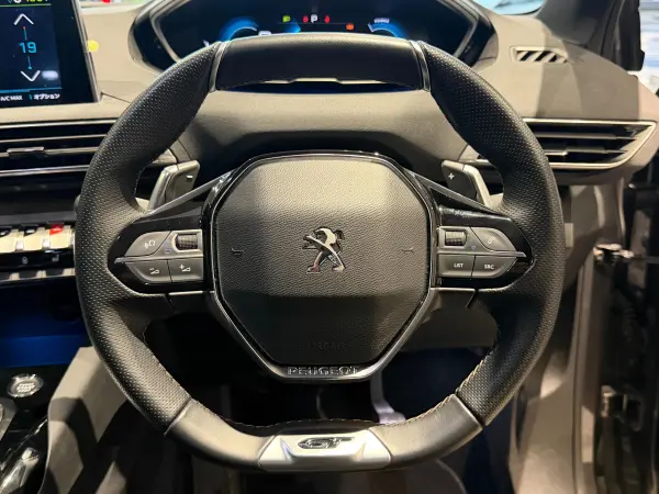 2023 Peugeot 3008 — photo 8 | Tuminion Kenya