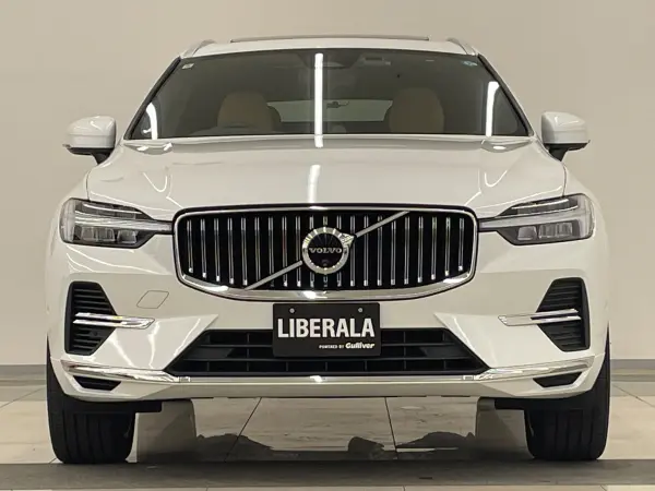2022 Volvo Xc60 — photo 8 | Tuminion Kenya