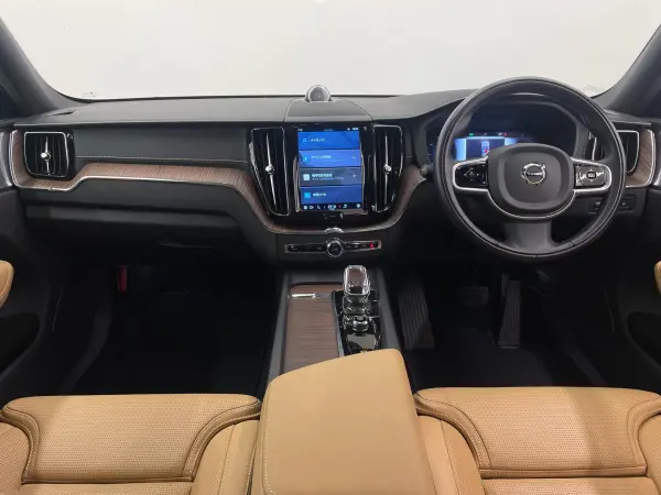 2022 Volvo Xc60 — photo 2 | Tuminion Kenya